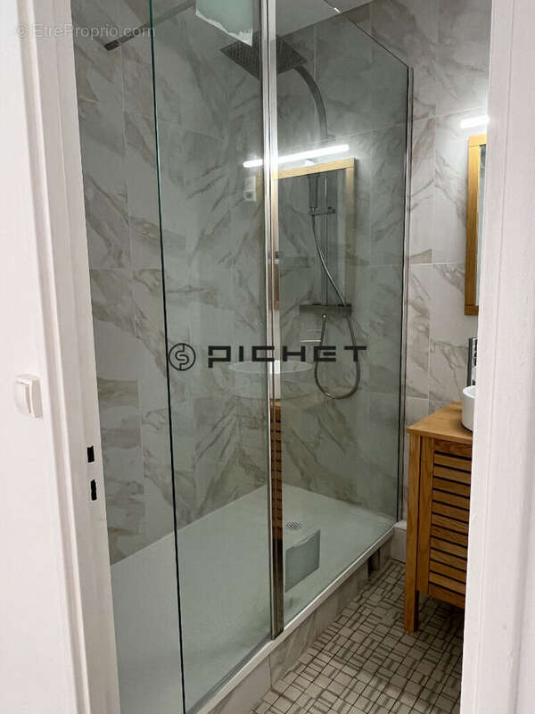 Paris 17ème - Ternes / Champerret - Studio de 35,18 m² avec cave et ascenseur - photo 15