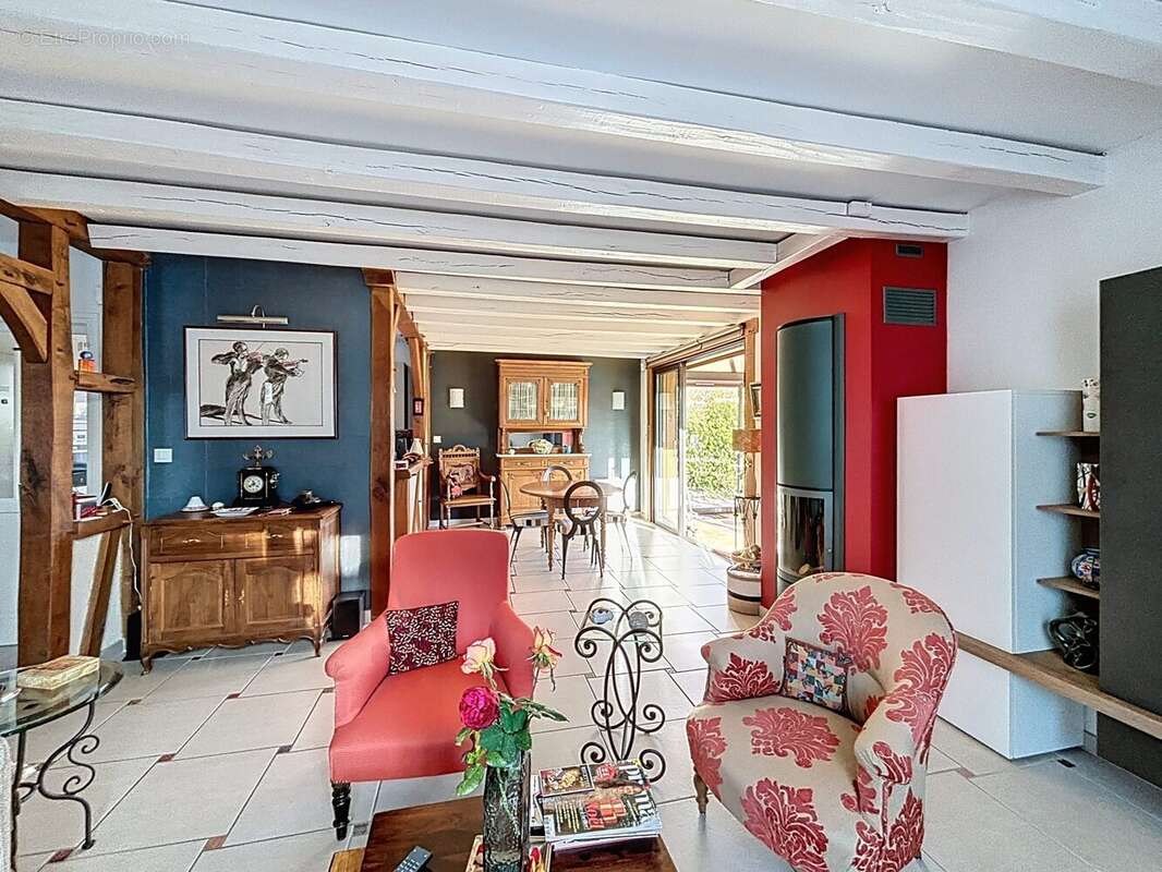 Maison à LA CHAUSSEE-SAINT-VICTOR