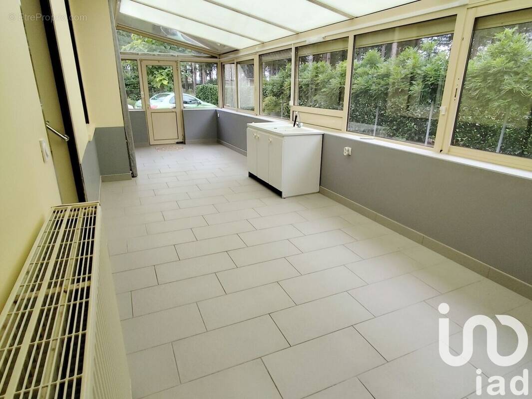 Photo 1 - Maison à LONGUE-JUMELLES