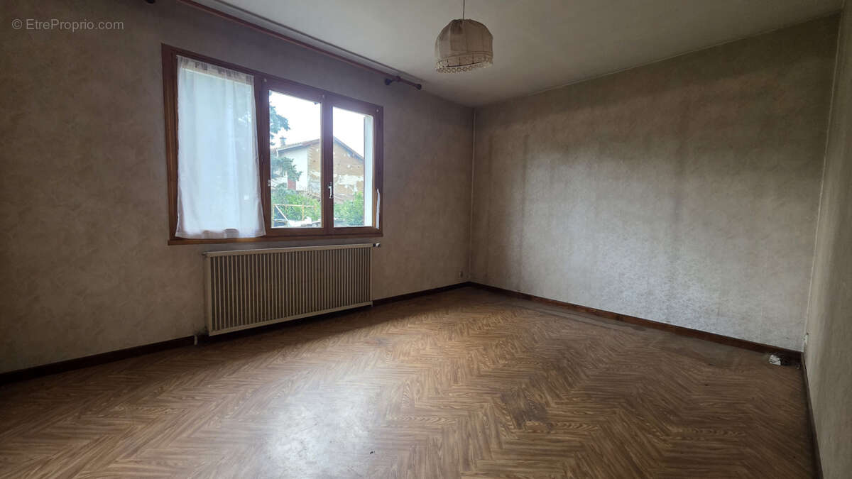 Maison à CHARVIEU-CHAVAGNEUX