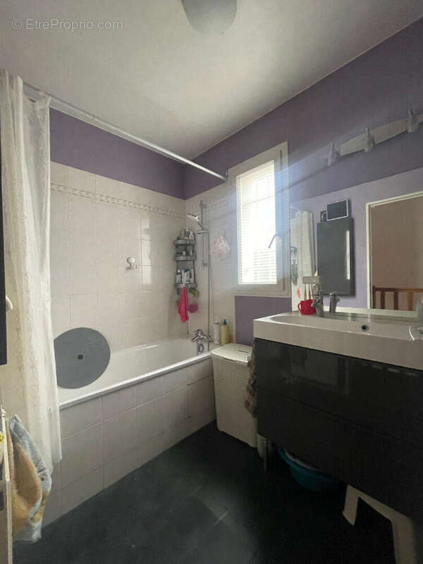 Maison à SAINT-GRATIEN