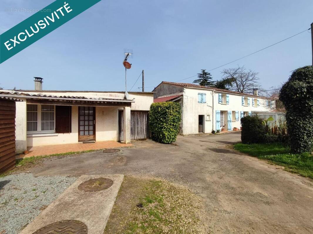 Photo 1 - Maison à RIOUX