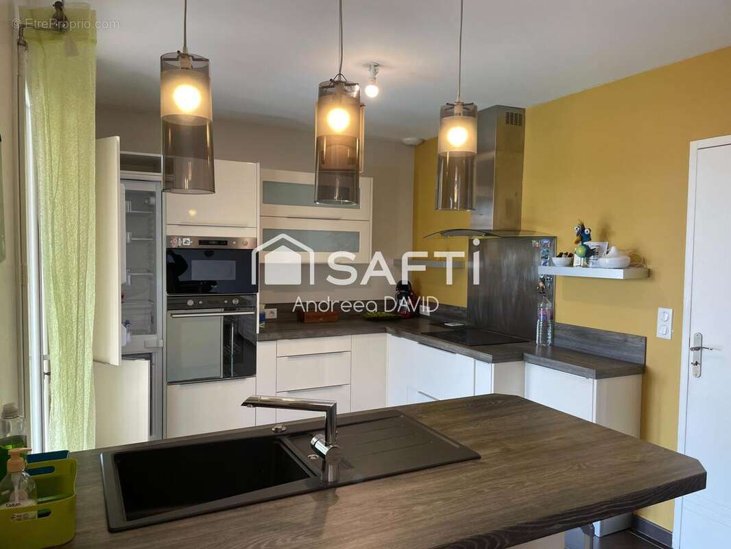 Maison 95 m² à Castres  - photo 5