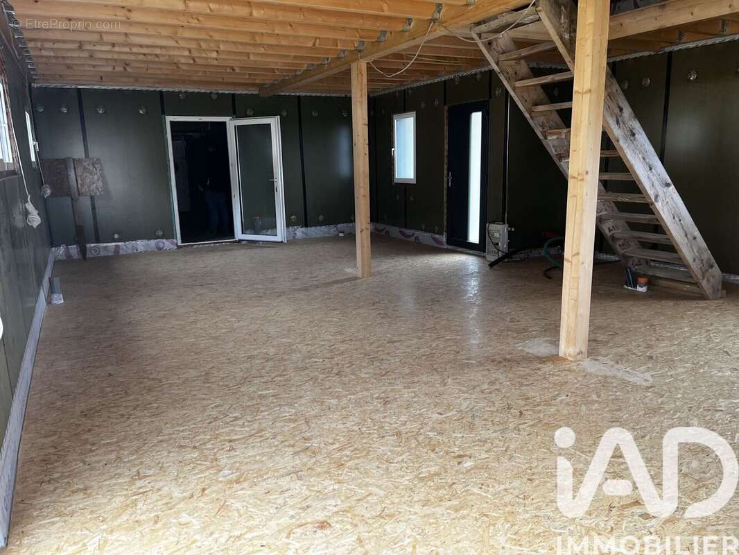 Maison 126 m² à Le Poizat  - photo 4
