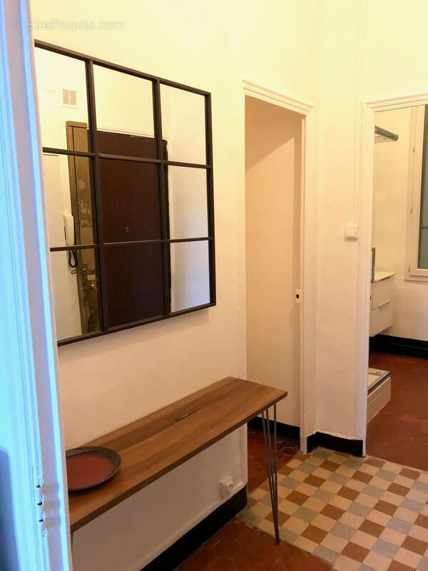 Appartement à MARSEILLE-7E