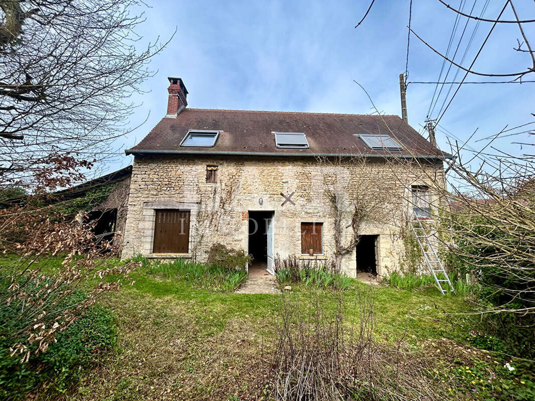 Maison à SAINT-CHRISTOPHE-LE-JAJOLET