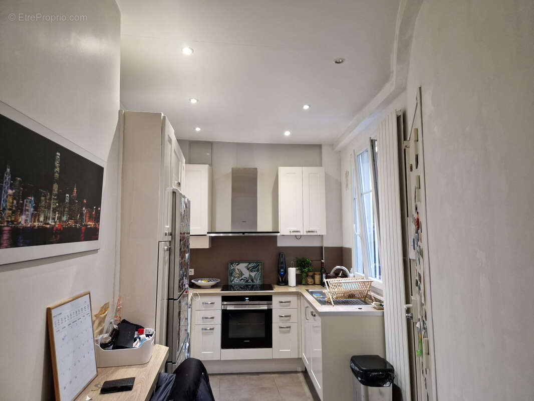 Appartement à PARIS-17E