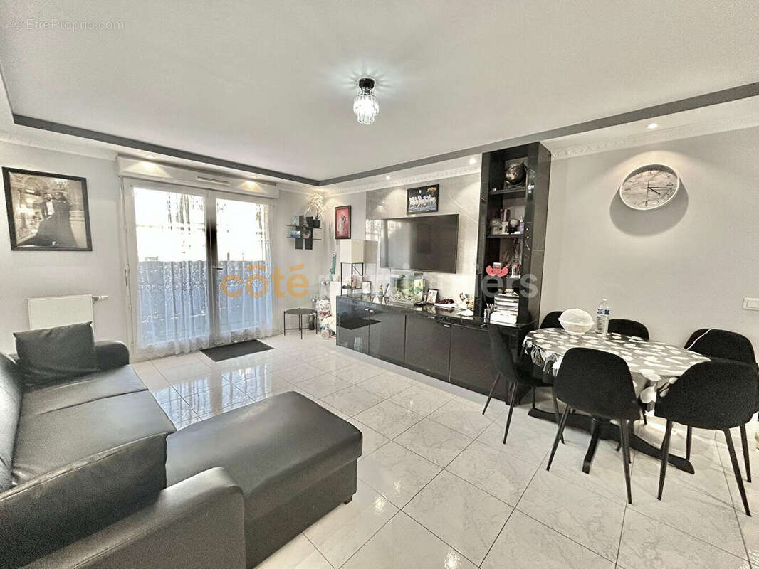 Appartement à LIMEIL-BREVANNES