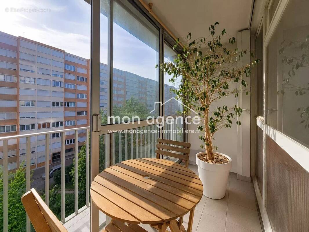 Appartement à SOTTEVILLE-LES-ROUEN