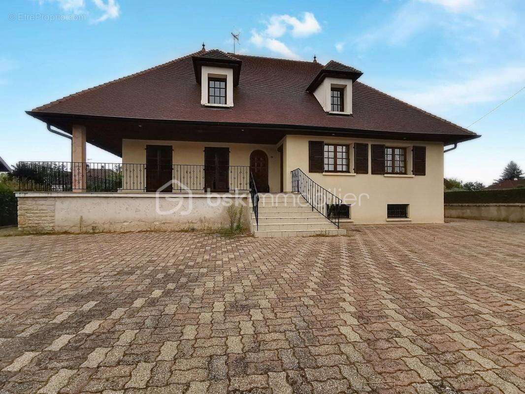 Maison à TAVAUX