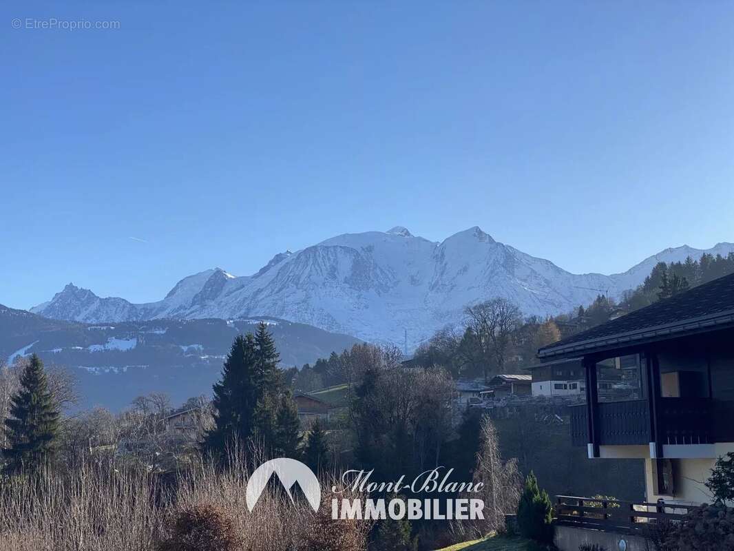 Appartement à COMBLOUX