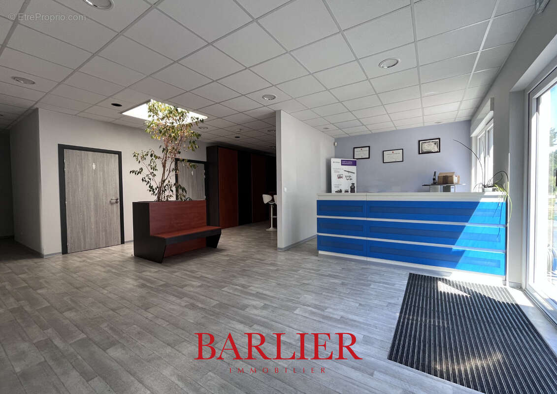 Bureaux de 200m2 et entrepôts de 200m2 - photo 5