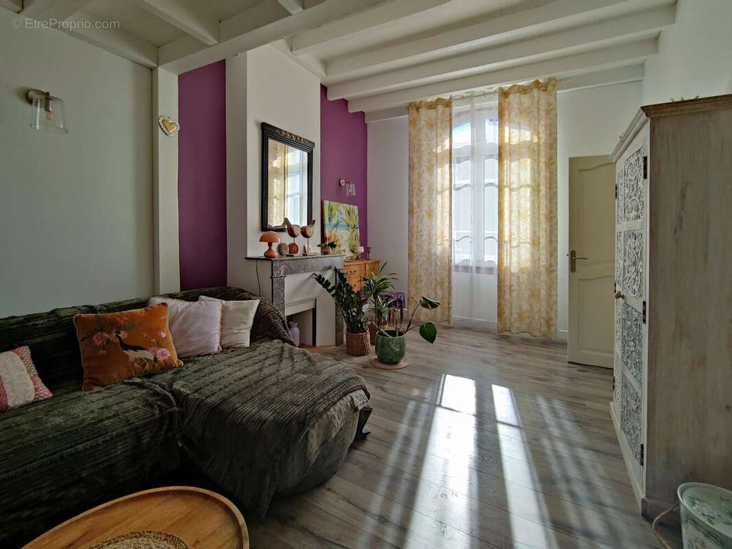 Maison à CADAUJAC