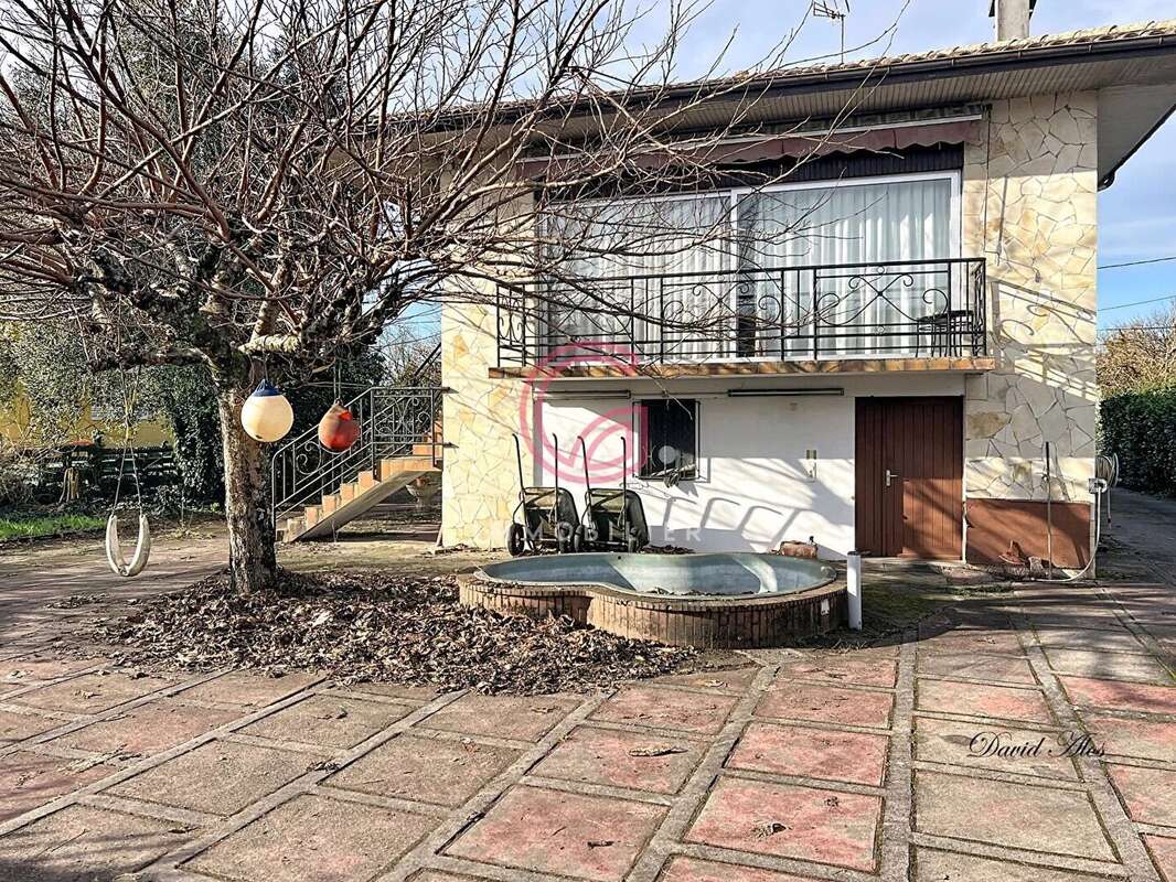 Maison à PARENTIS-EN-BORN