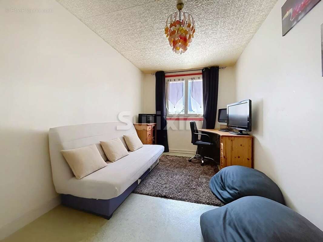 CHAMONIX-MONT-BLANC – Appartement T3 avec parking privatif et cave - photo 4