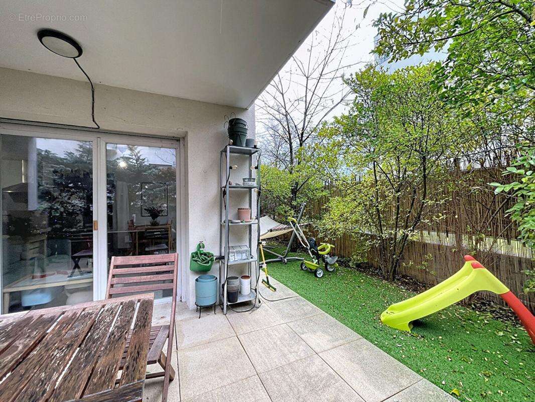 Appartement à OULLINS