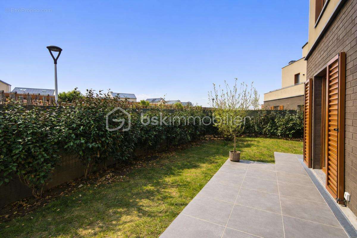 Appartement à BOIS-D'ARCY