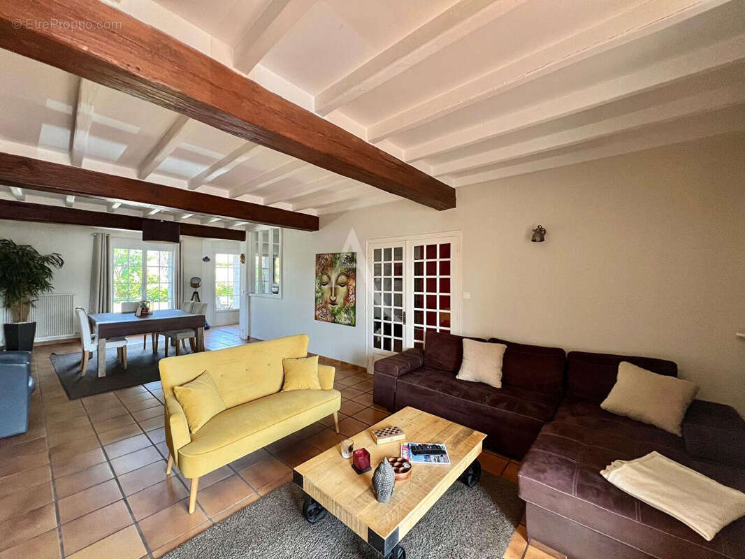 Maison à TALMONT-SAINT-HILAIRE