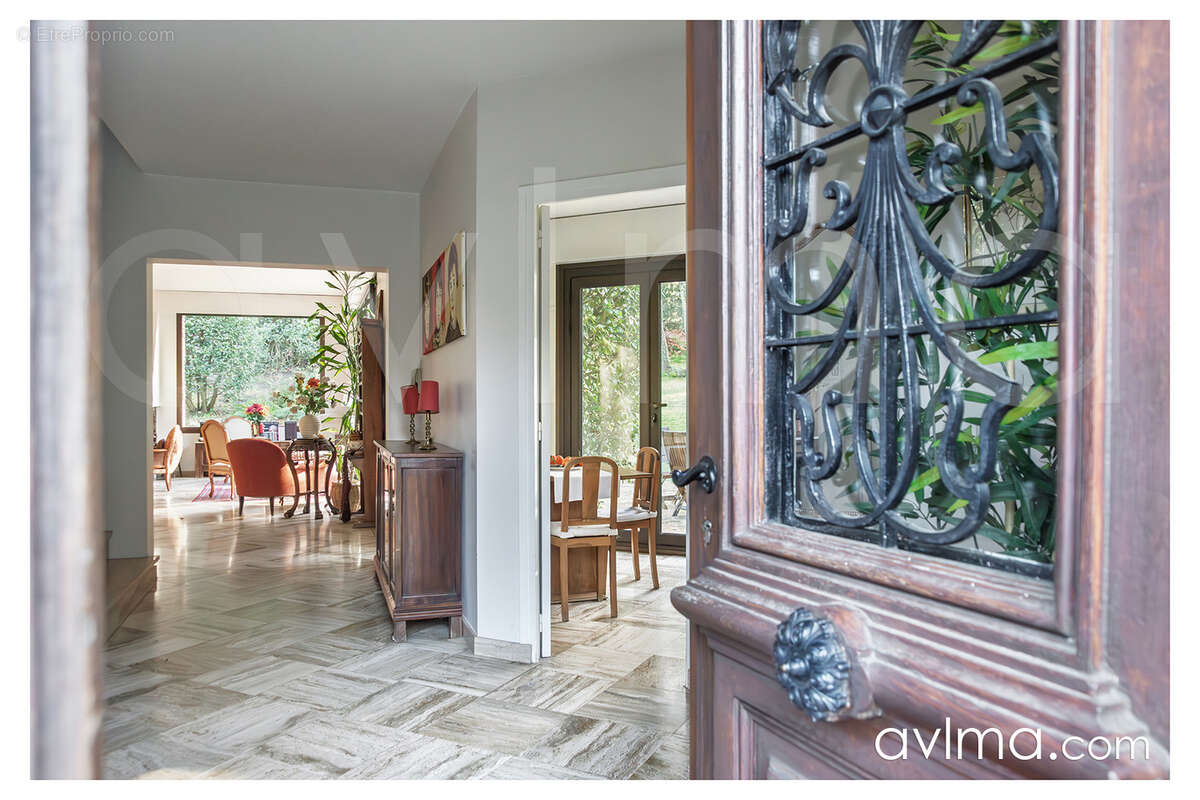 Maison à LOUVECIENNES