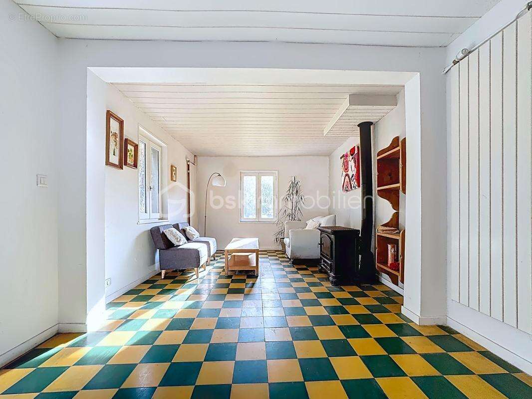 Maison à SAINT-EGREVE