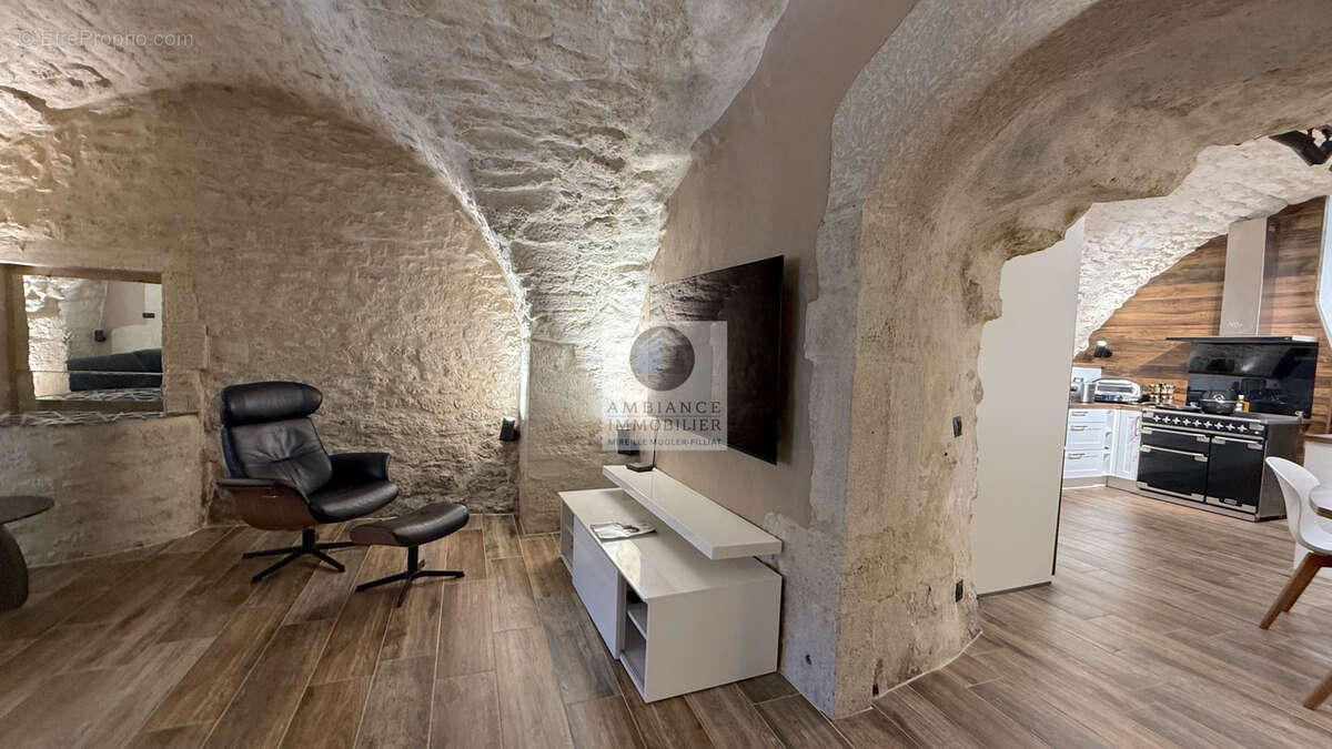 Maison à ETOILE-SUR-RHONE