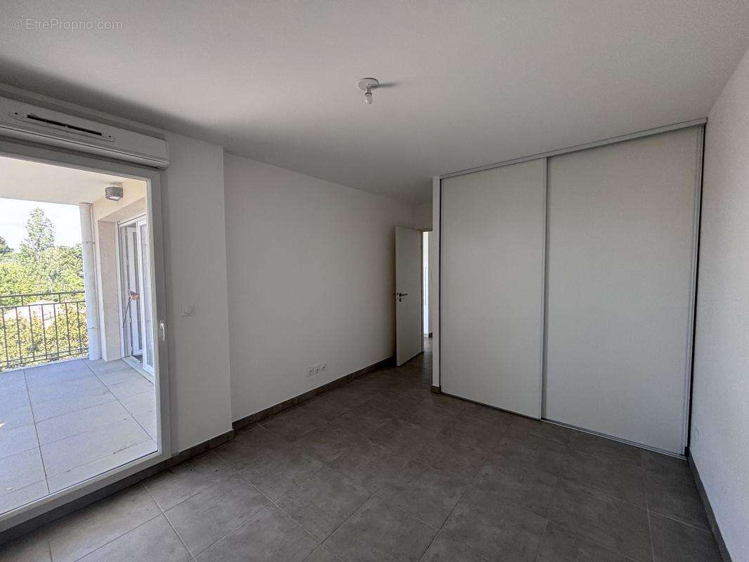 Appartement à MARSEILLE-9E