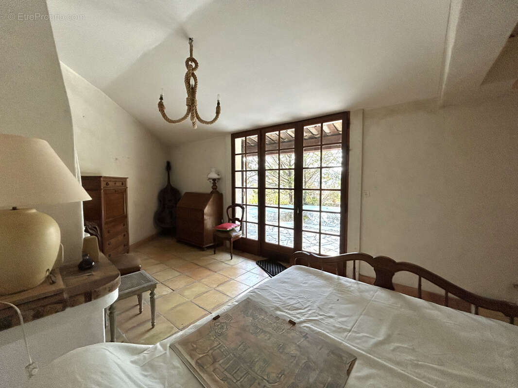 Maison à VILLECROZE