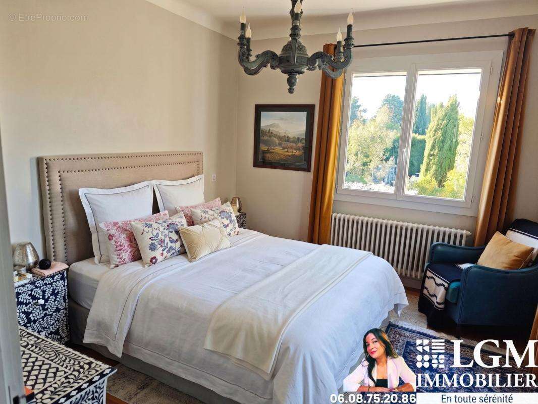 Aix-en-Provence Les Granettes - Bastide de charme 205 m² avec piscine sur 2 250 m² - photo 10