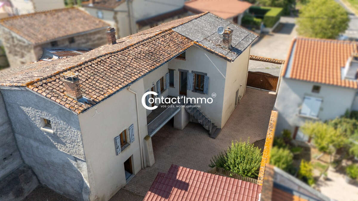 Maison 109 m² à Moissat  - photo 2