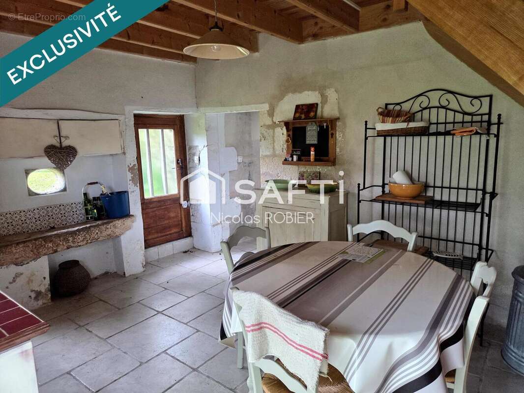 Photo 5 - Maison à AZAY-LE-BRULE