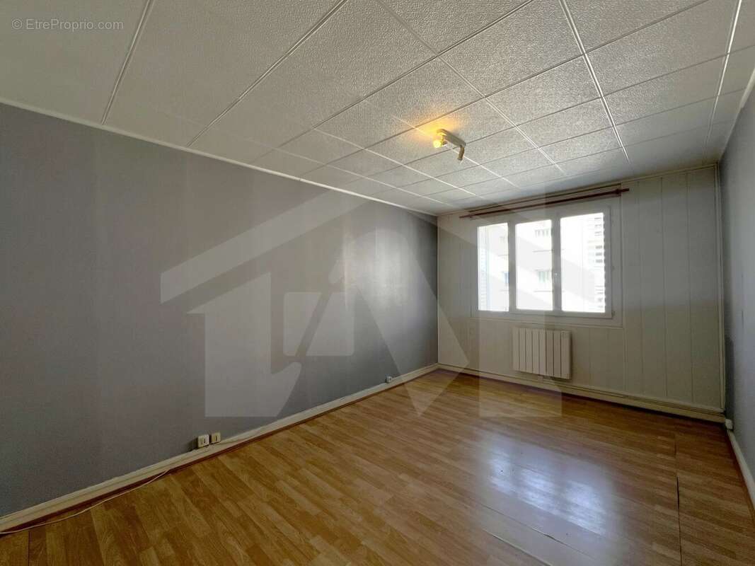 Appartement à SEYSSINET-PARISET