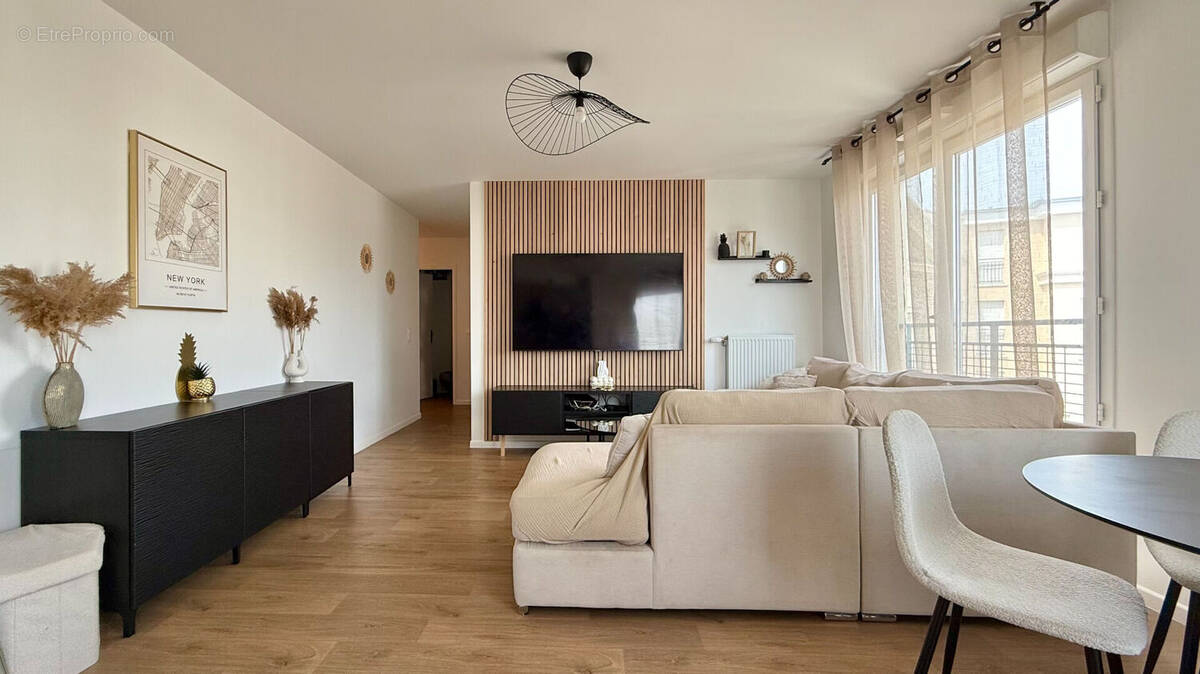 Appartement à CORBEIL-ESSONNES