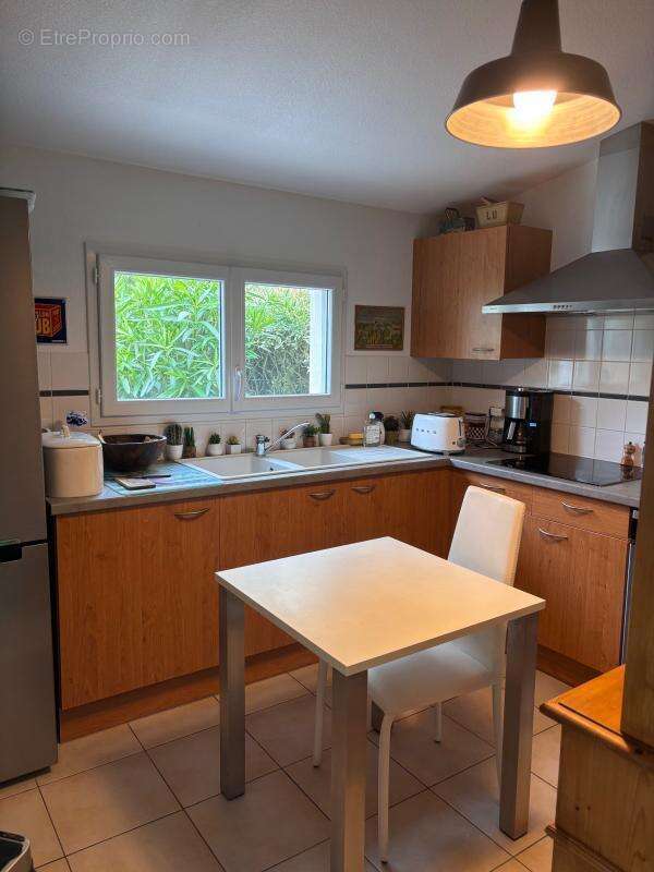 Maison à SAINT-LAURENT-DE-LA-PREE