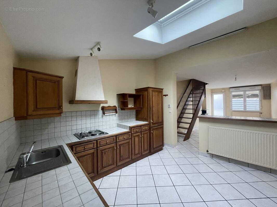 Maison à LES HERBIERS