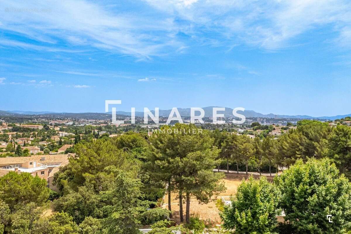 Appartement à MARSEILLE-13E