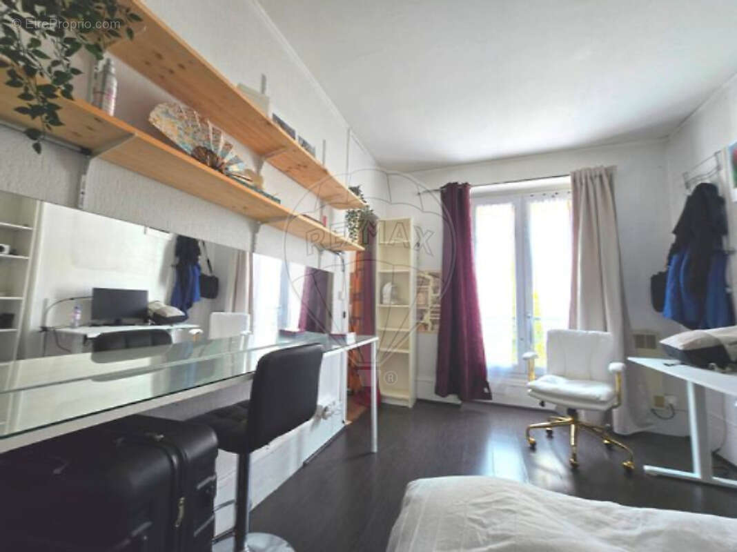 Appartement à PARIS-20E