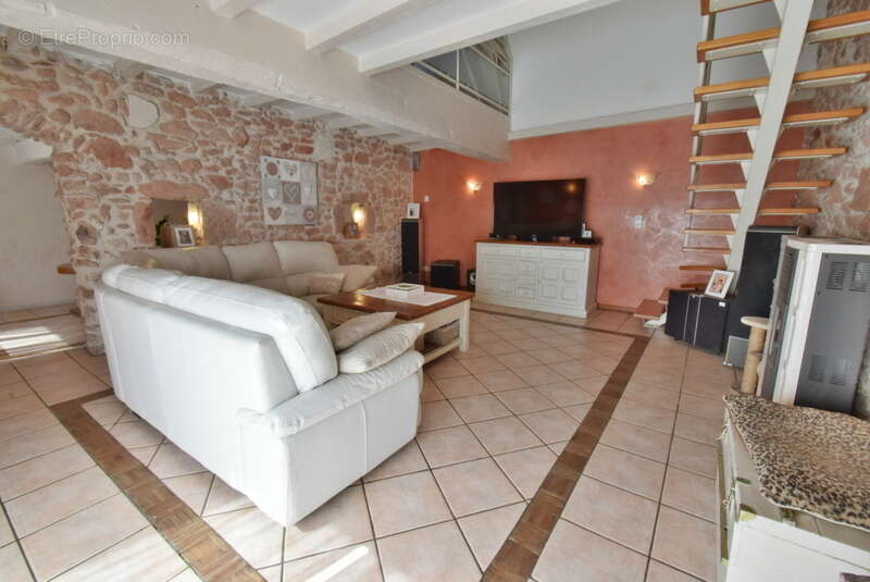 n°4 - Maison à PARAY-LE-MONIAL