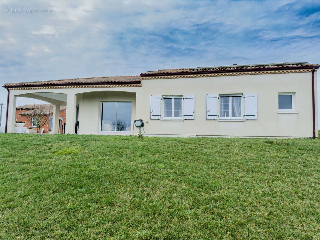 Maison à SAINT-PAUL-LIZONNE