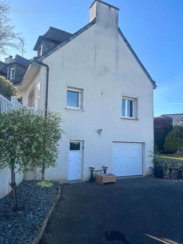 YFFINIAC : Maison 5 pièces 142 m2 env - photo 5
