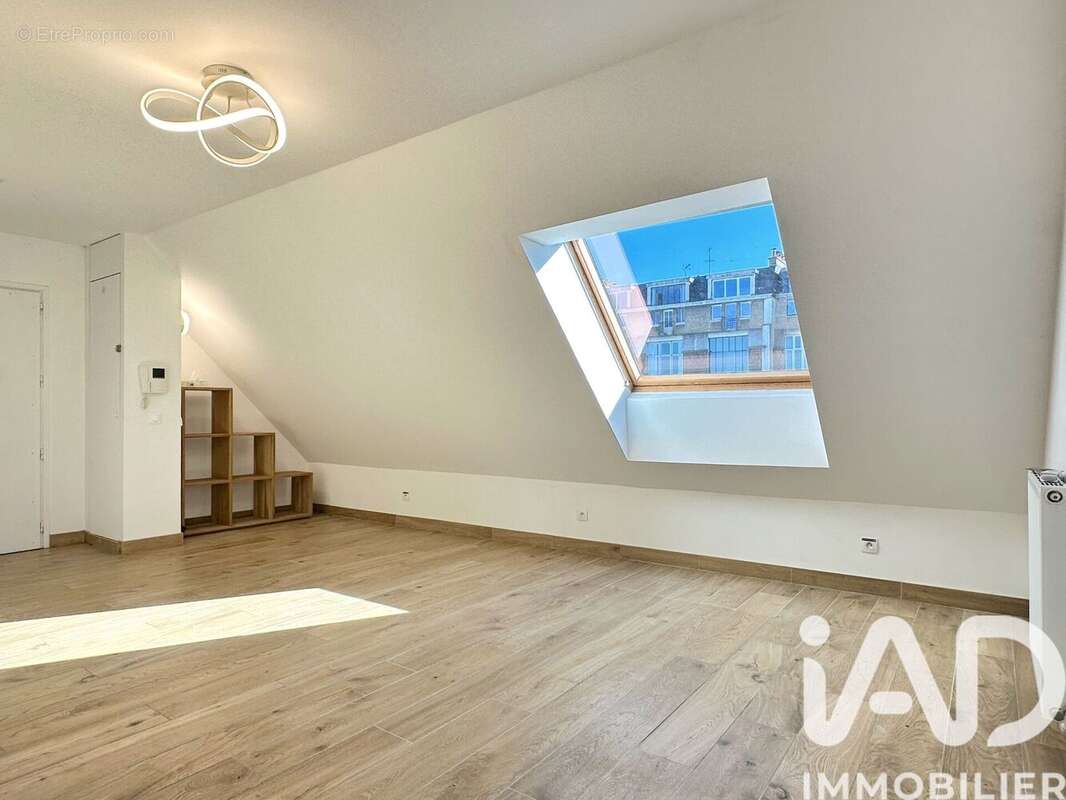 Photo 2 - Appartement à MONTROUGE