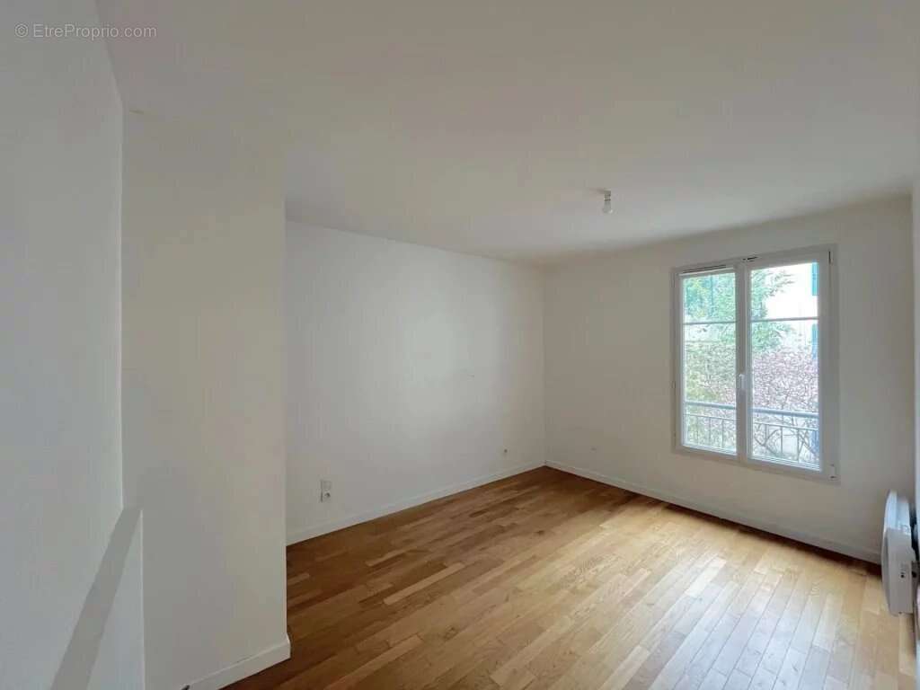 Appartement à CHAVILLE