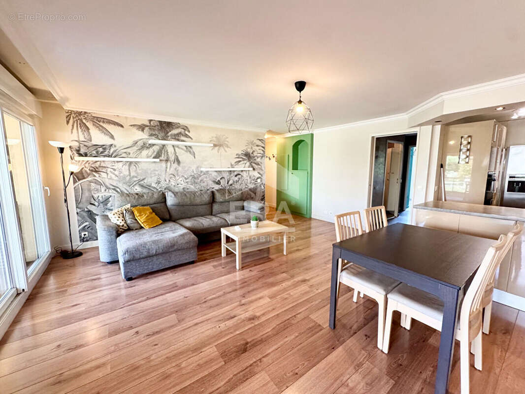 Appartement 63m² à Rocheville - photo 2