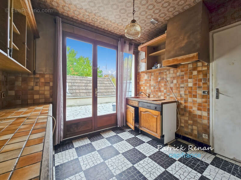 Maison à FONTENAY-LE-FLEURY