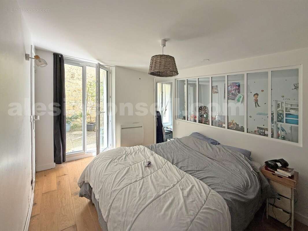 beau35-floc-ch2 - Appartement à PARIS-14E