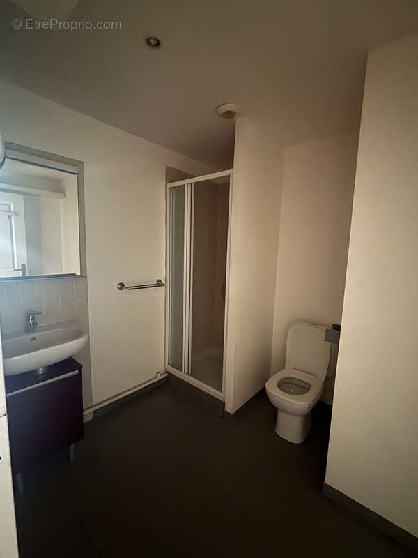 Appartement à MARSEILLE-1E