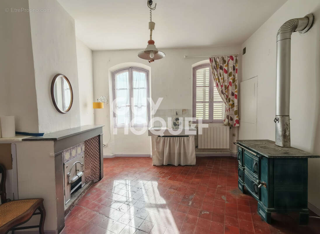 Belle demeure du XVIIe Siècle - Un Joyau Historique au Coeur de Carpentras - photo 3