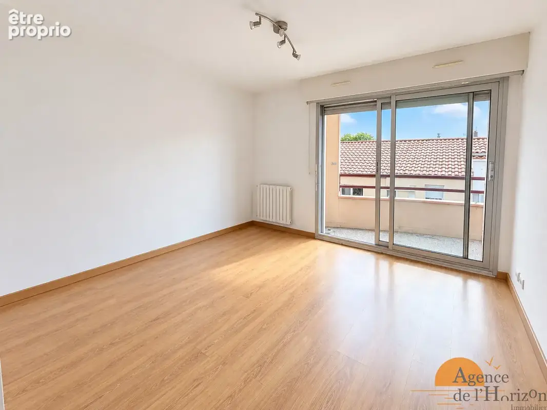 BORDEAUX SAINT-GENÈS   Studio avec balcon exposé sud - photo 2