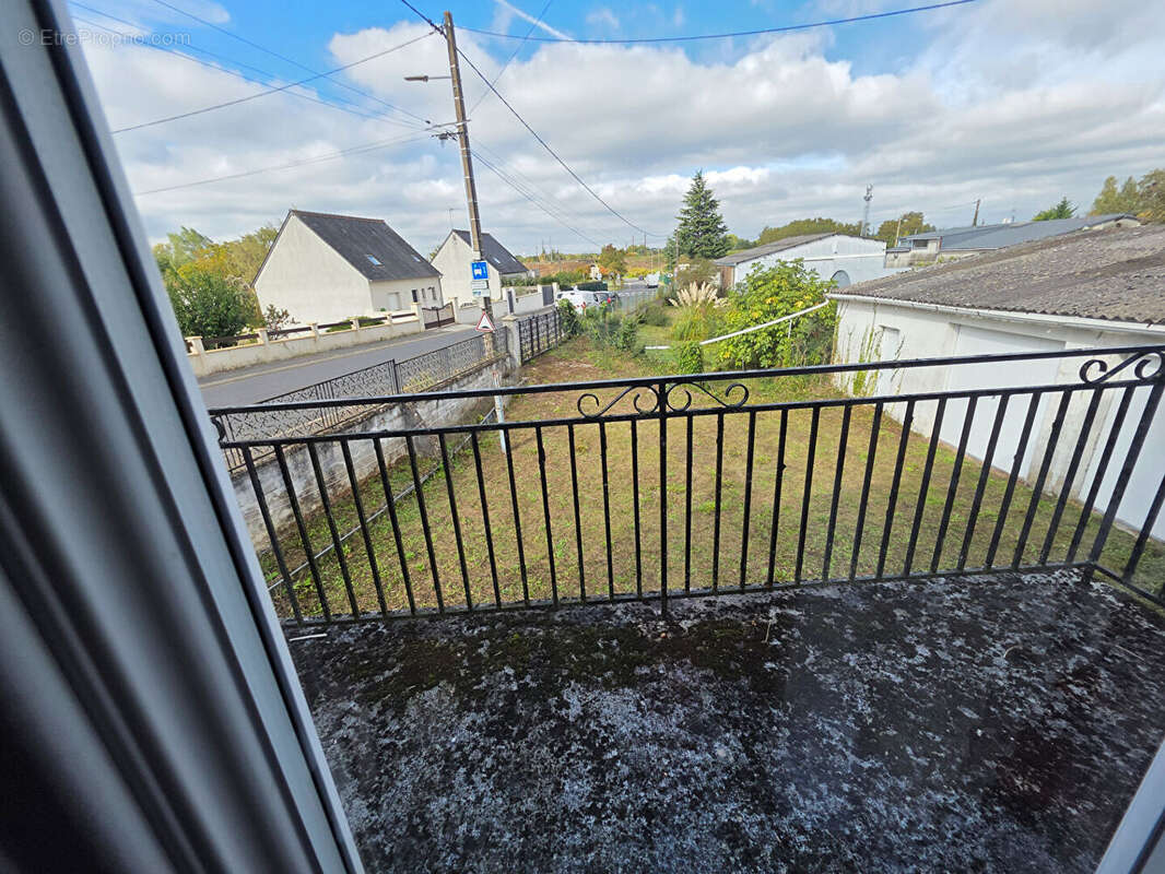 Maison à MONTLOUIS-SUR-LOIRE