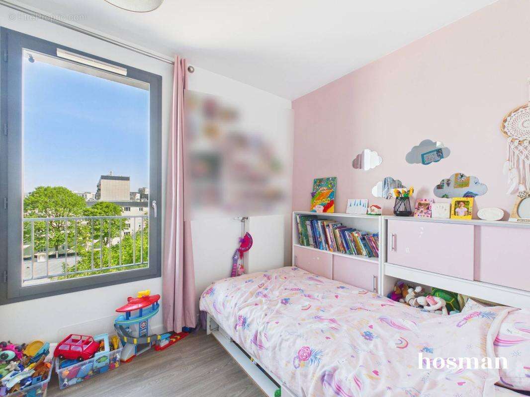 Appartement à NANTERRE