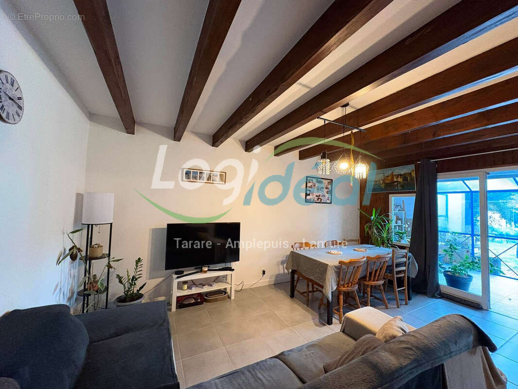 Maison 3 chambres en bon état avec garage et terrain. - photo 4